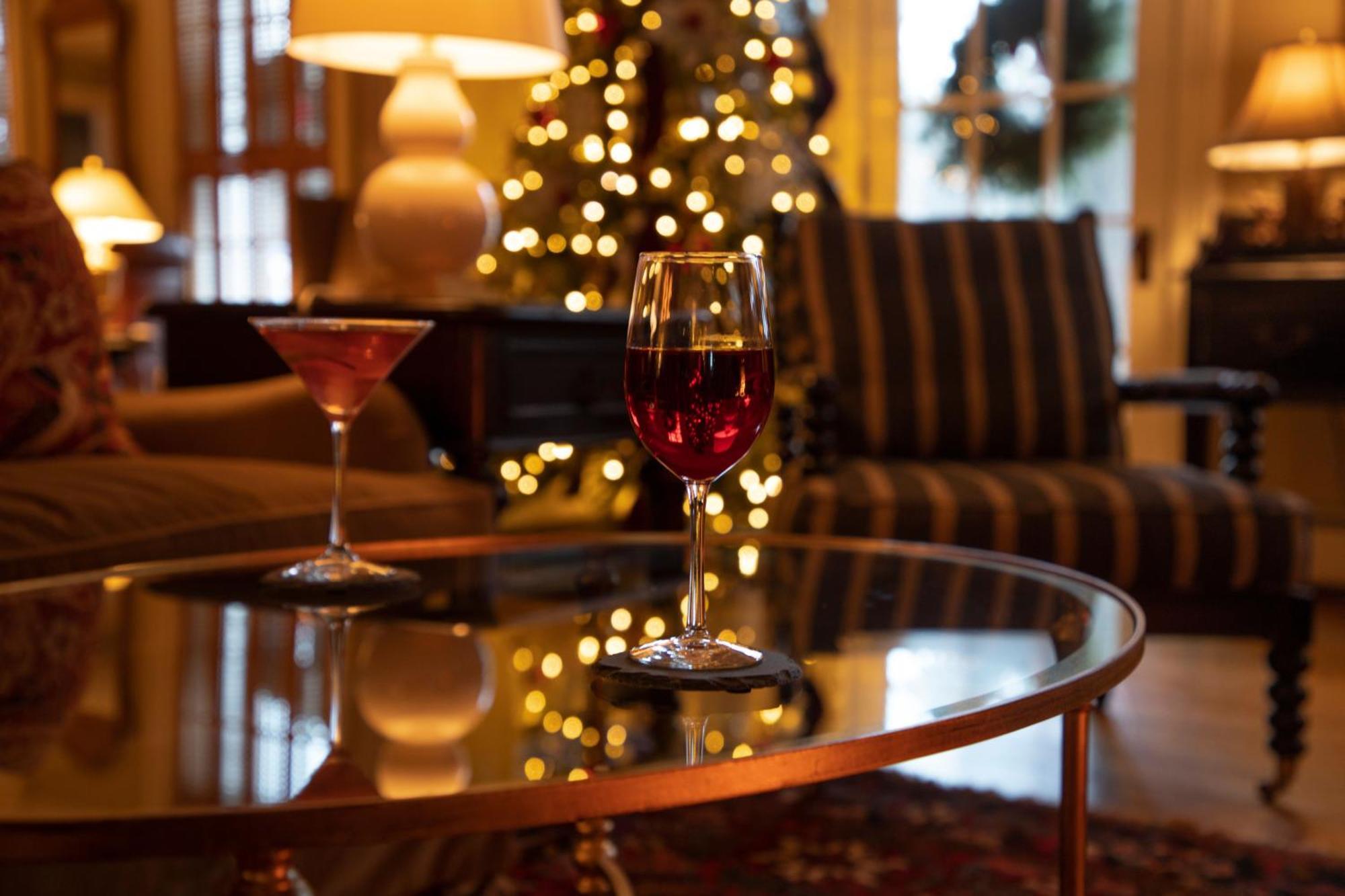 The Dorset Inn Екстериор снимка