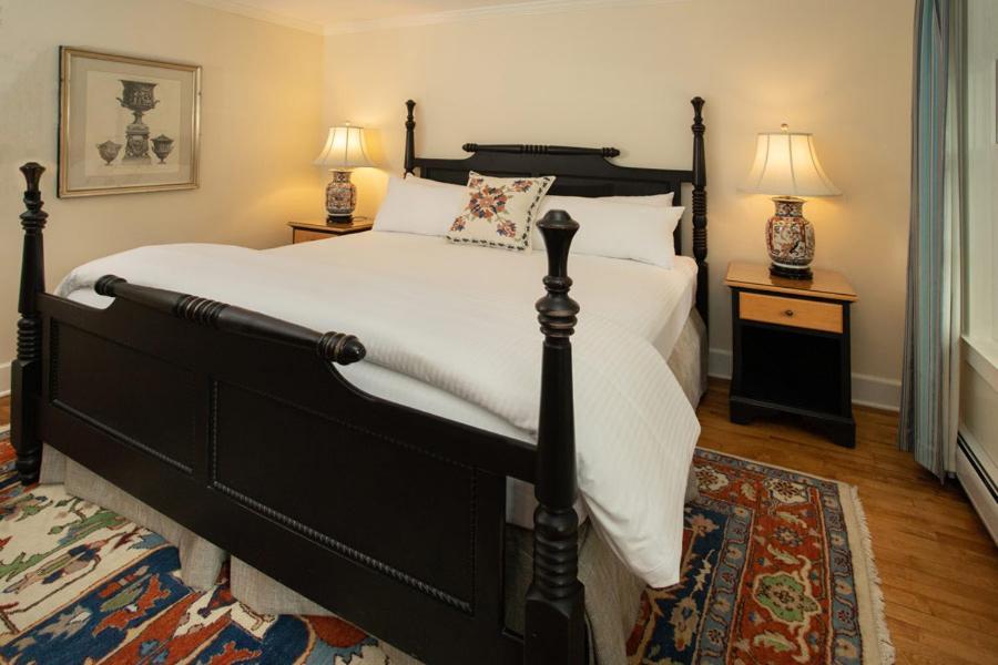 The Dorset Inn Екстериор снимка
