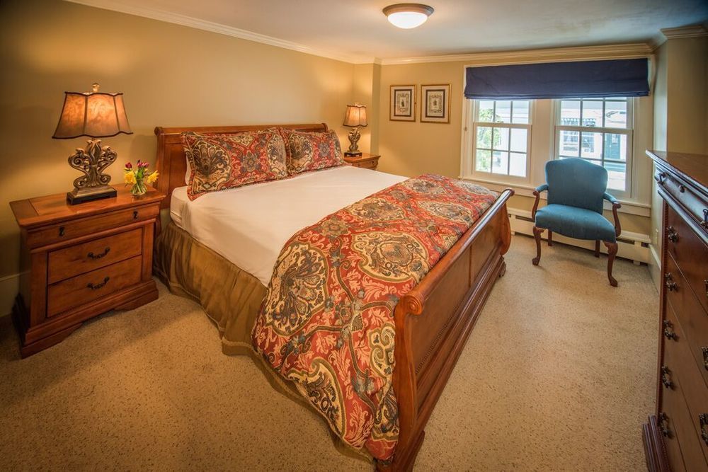 The Dorset Inn Екстериор снимка